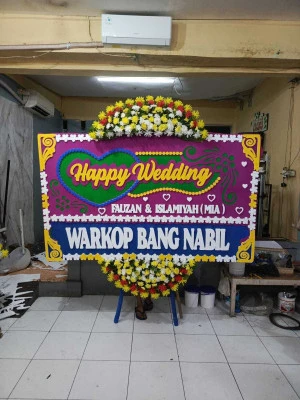 Papan Bunga di Semawung Kembaran Kutoarjo